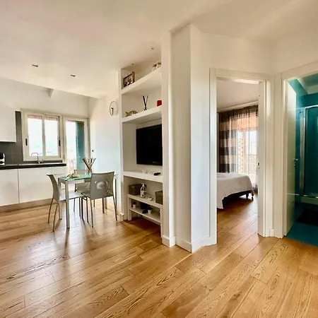 Delicia - Con Terrazza * Napels